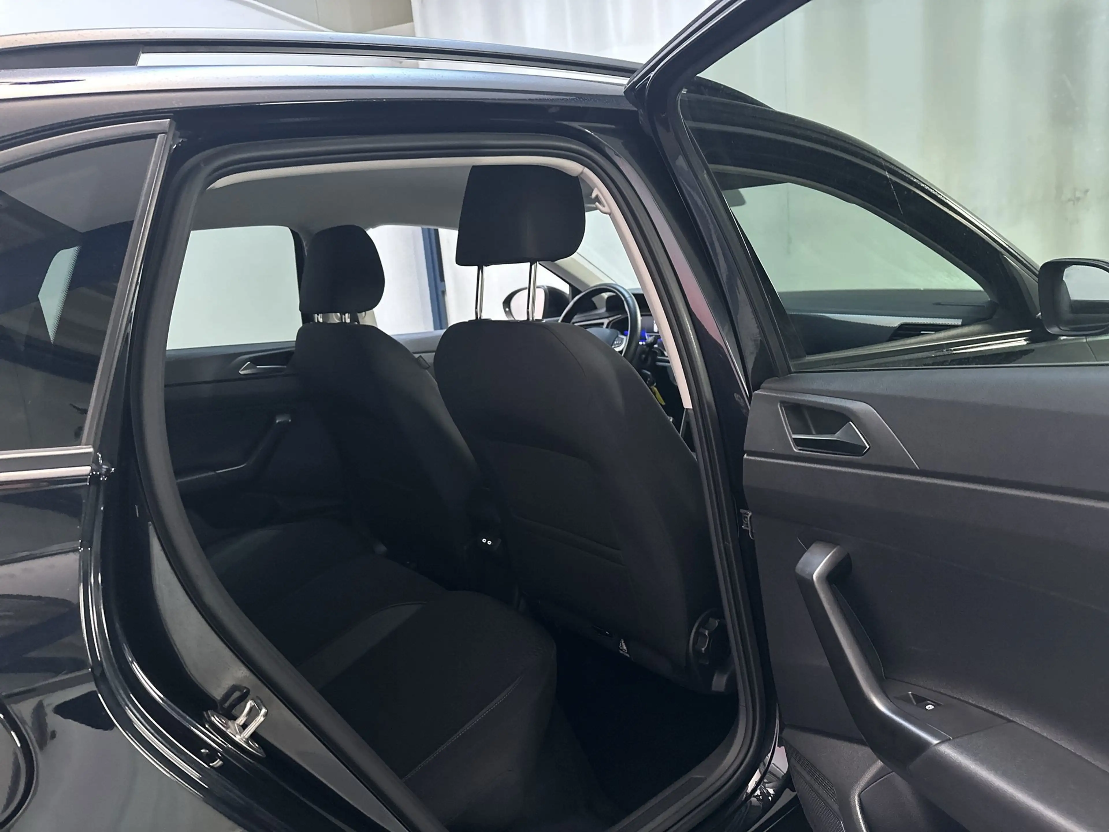 Volkswagen Taigo 1.0 TSI Life Camera Navigatie App-Connect DAB+ — photo 11