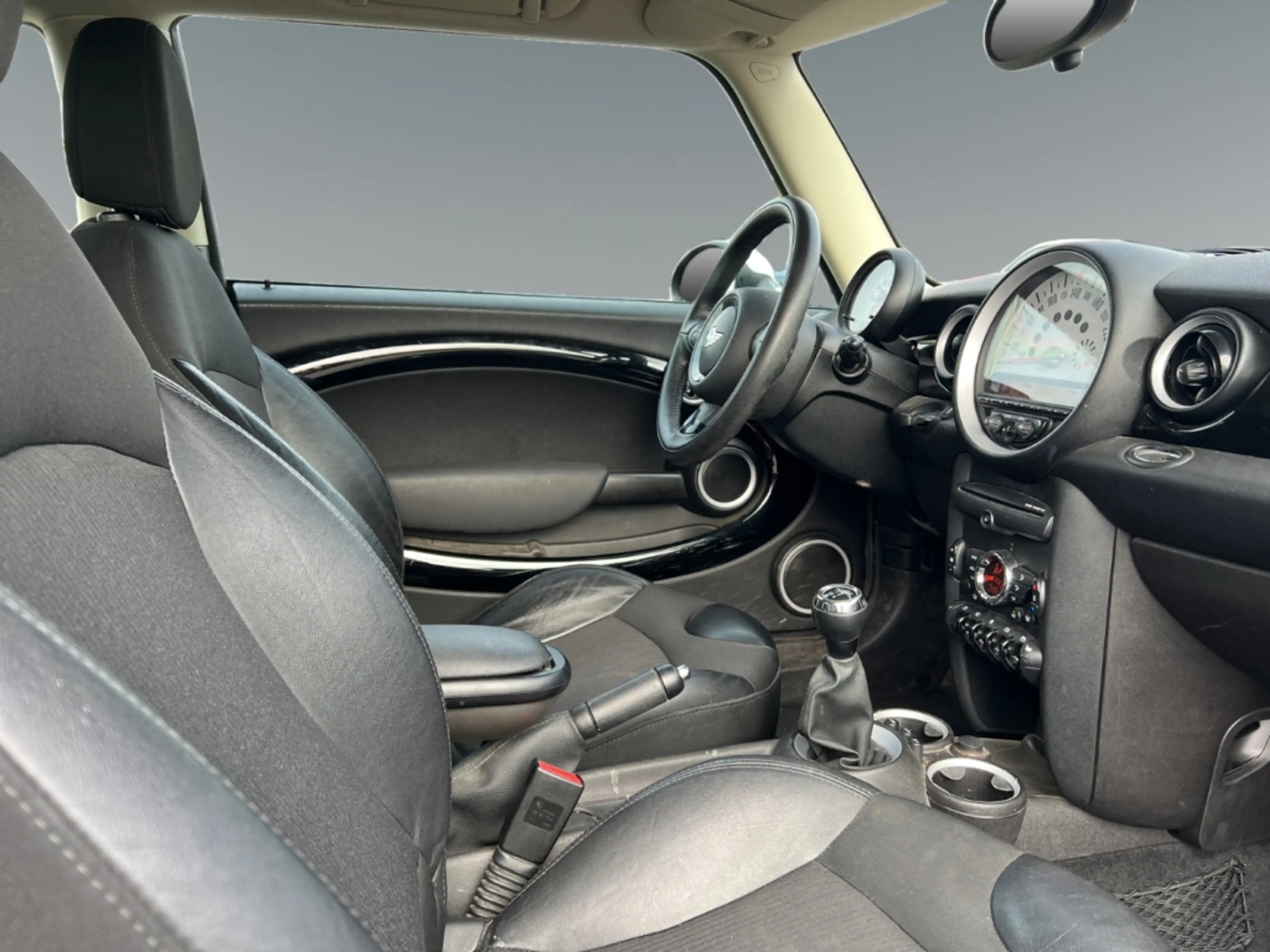MINI Cooper S Bi-Xenon Klimaautom SHZ Temp Alu Sportsitze el.SP — photo 7