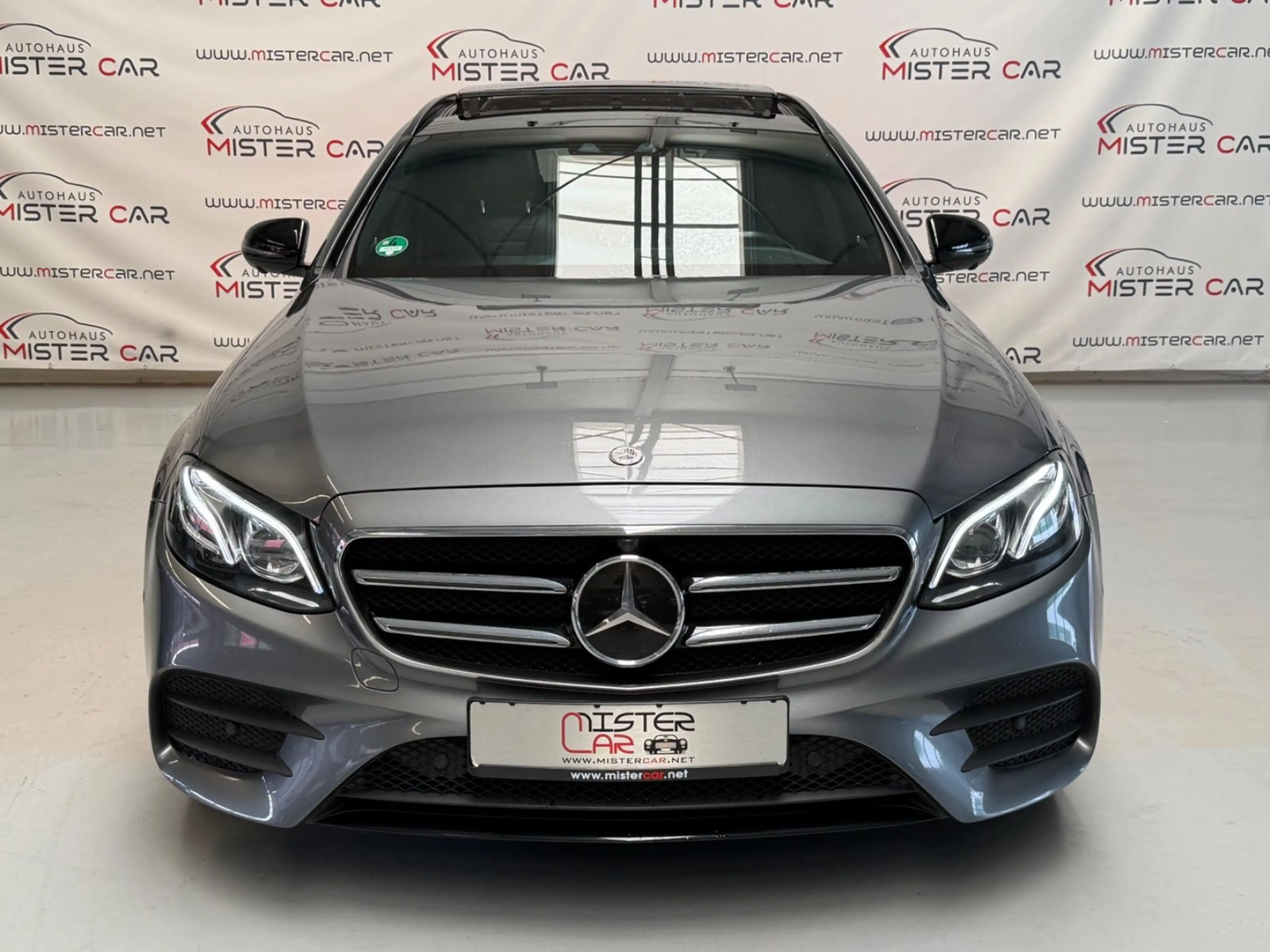 Mercedes-Benz E 400 d 4M AMG LINE DISTR/PANO/WIDE/BURM/AHK/20 — photo 9