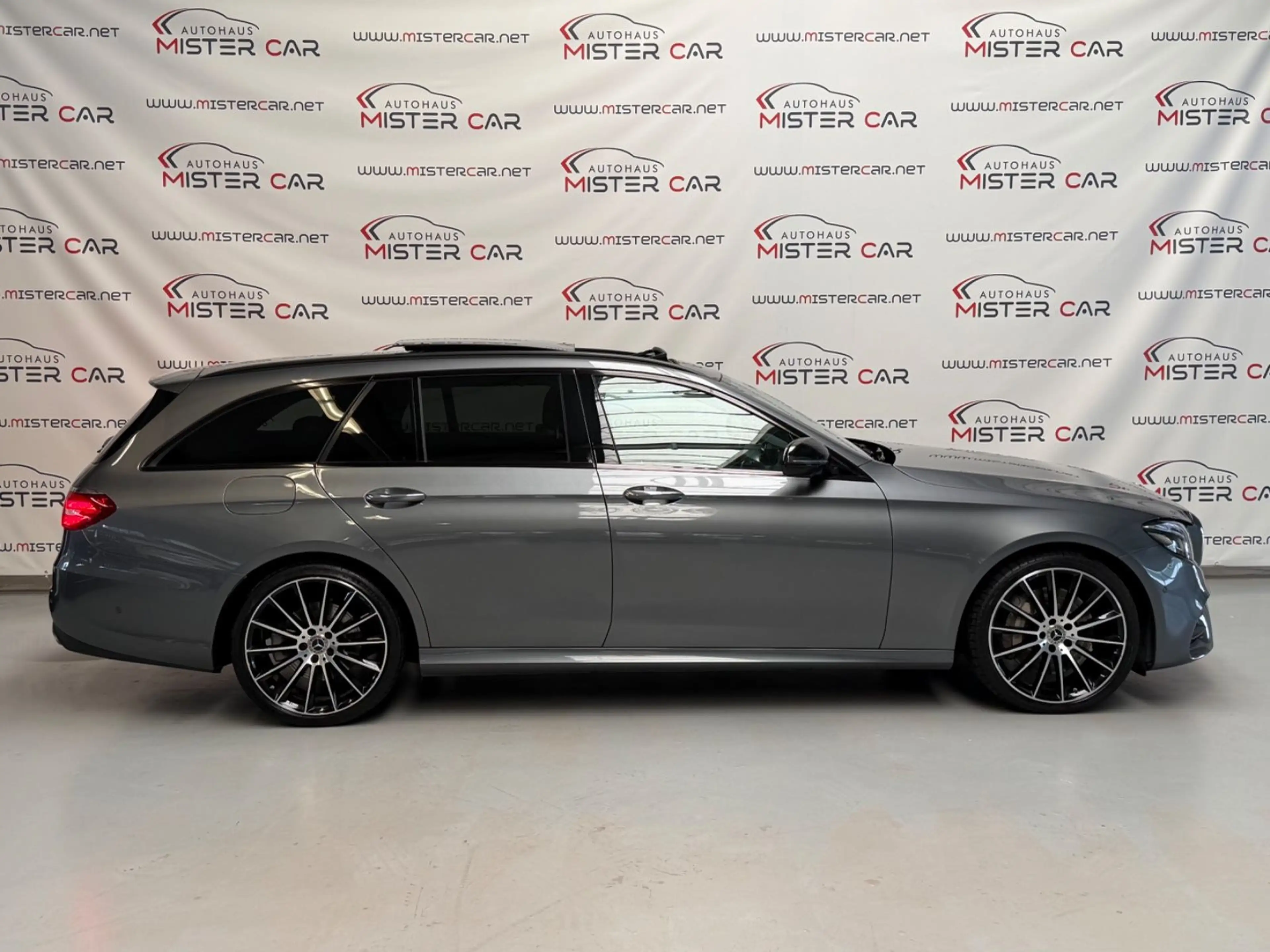 Mercedes-Benz E 400 d 4M AMG LINE DISTR/PANO/WIDE/BURM/AHK/20 — photo 5