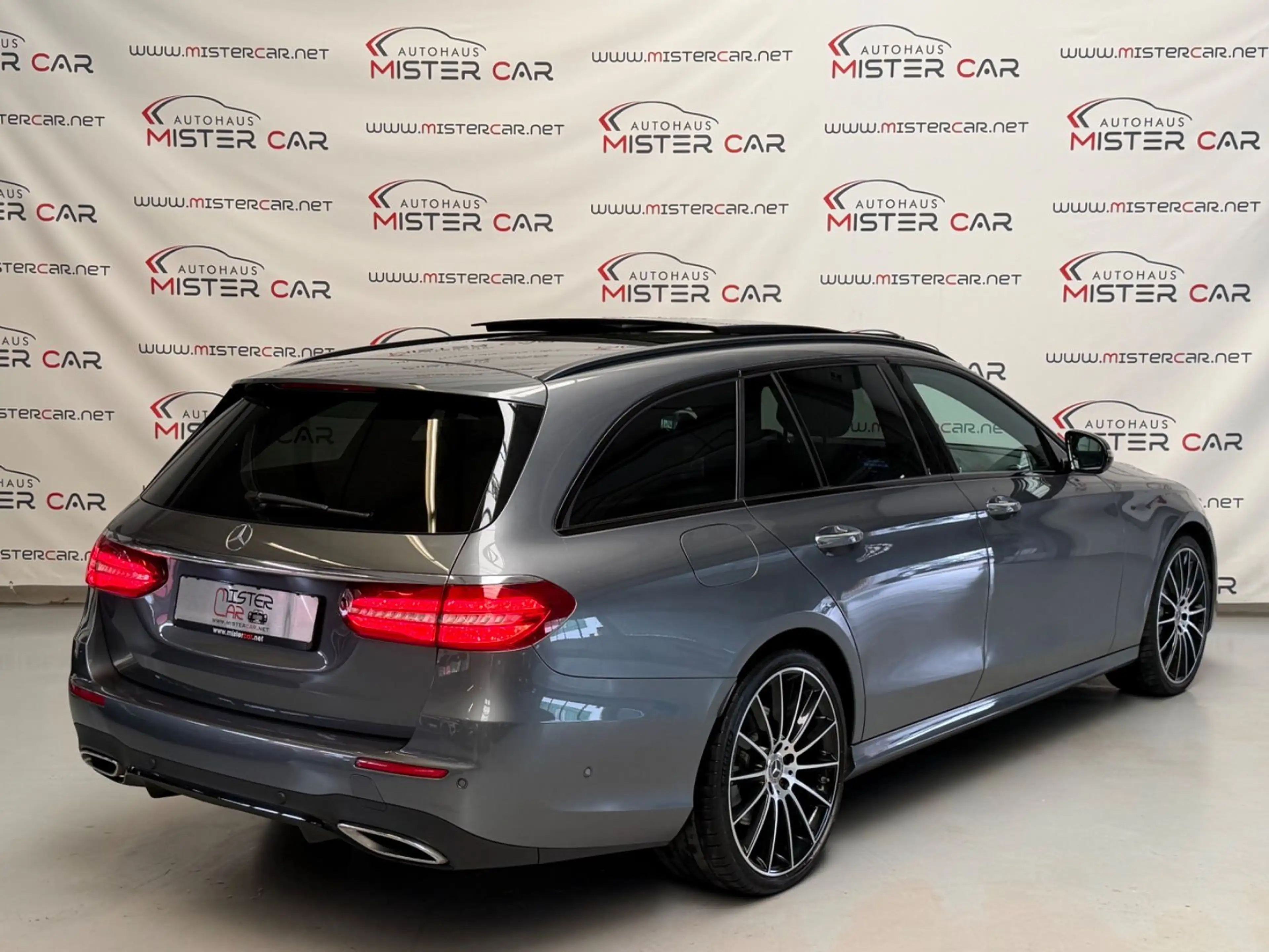 Mercedes-Benz E 400 d 4M AMG LINE DISTR/PANO/WIDE/BURM/AHK/20 — photo 7