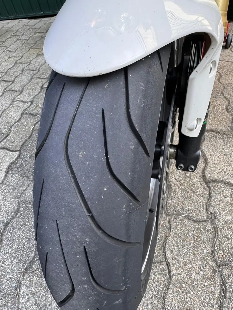 Triumph Street Triple 675 - 1