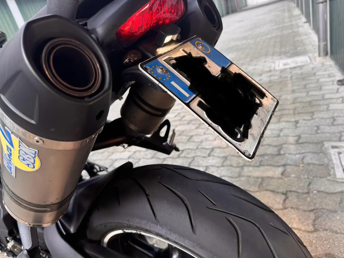 Triumph Street Triple 675 - 2