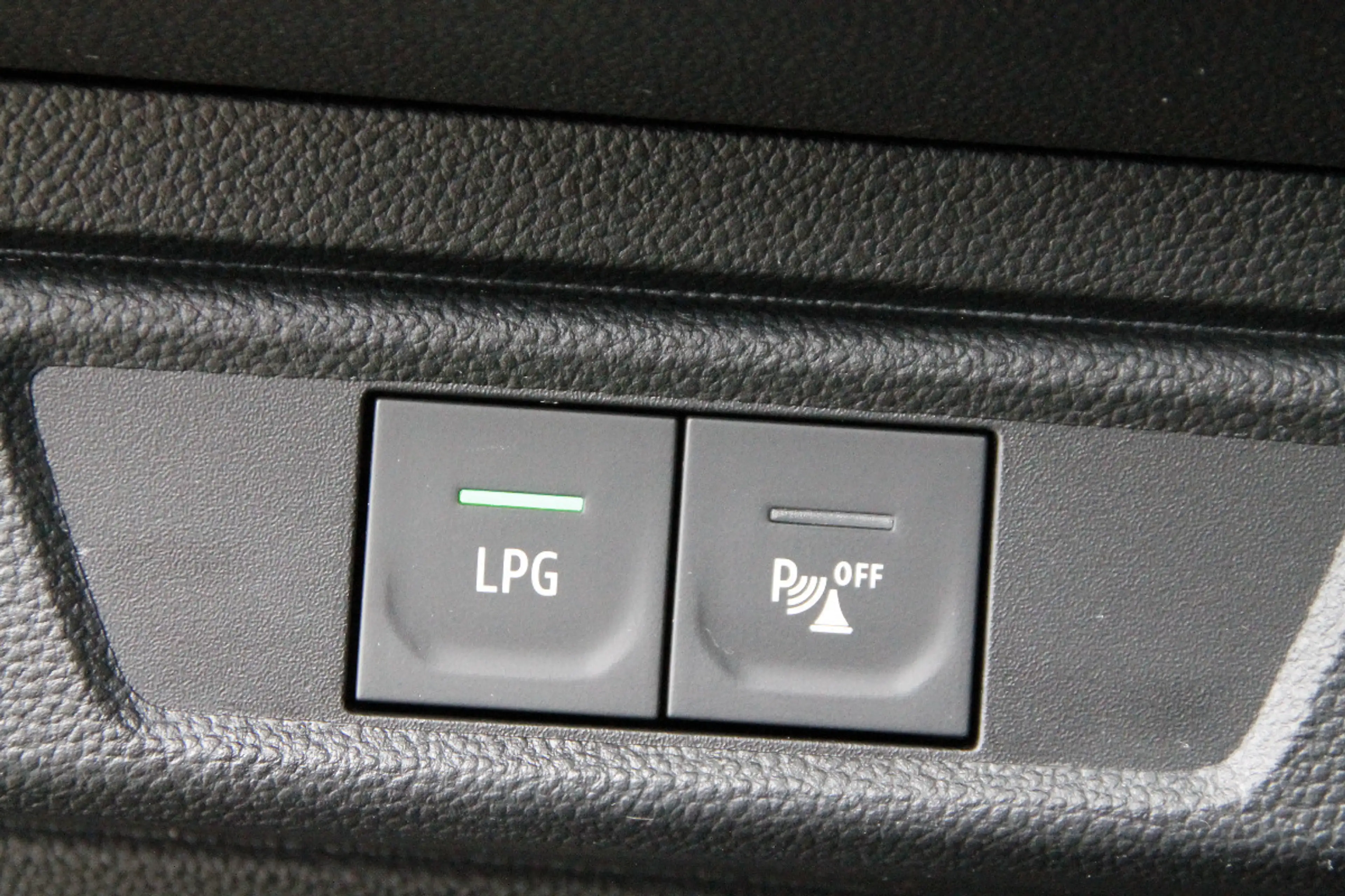 Dacia Jogger Expression TCe 100 ECO-G — photo 15