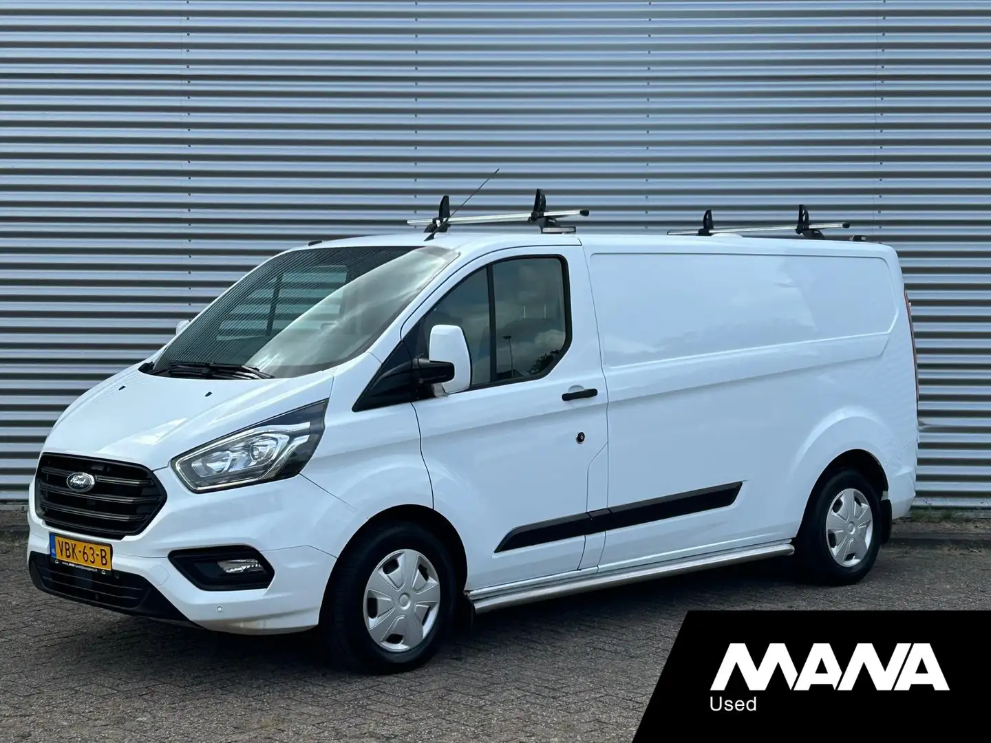 Ford Transit Custom 320 2.0TDCI 130PK L2H1 Trend Trekhaak Airco Navi C Wit - 1