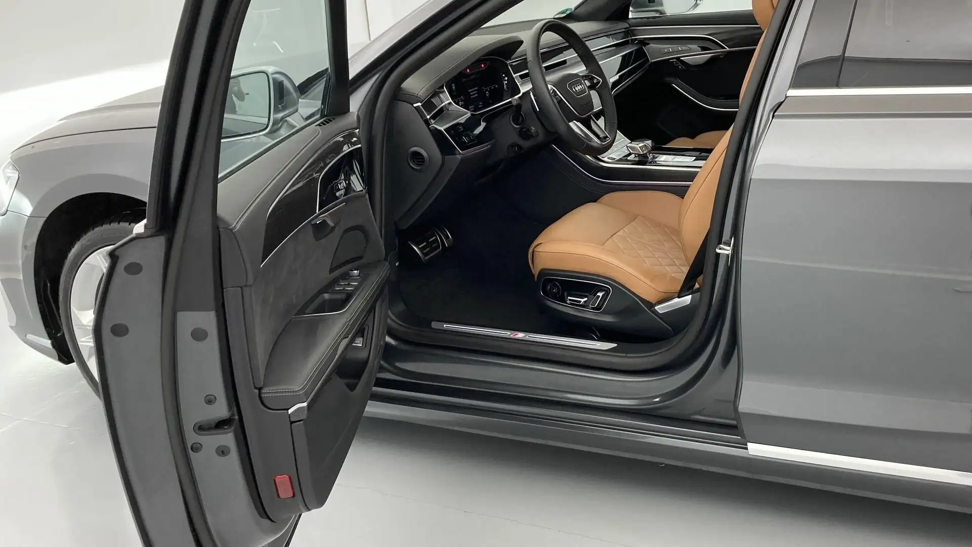 Audi S8 TFSI quattro Tiptronic 420kW Argento - 2