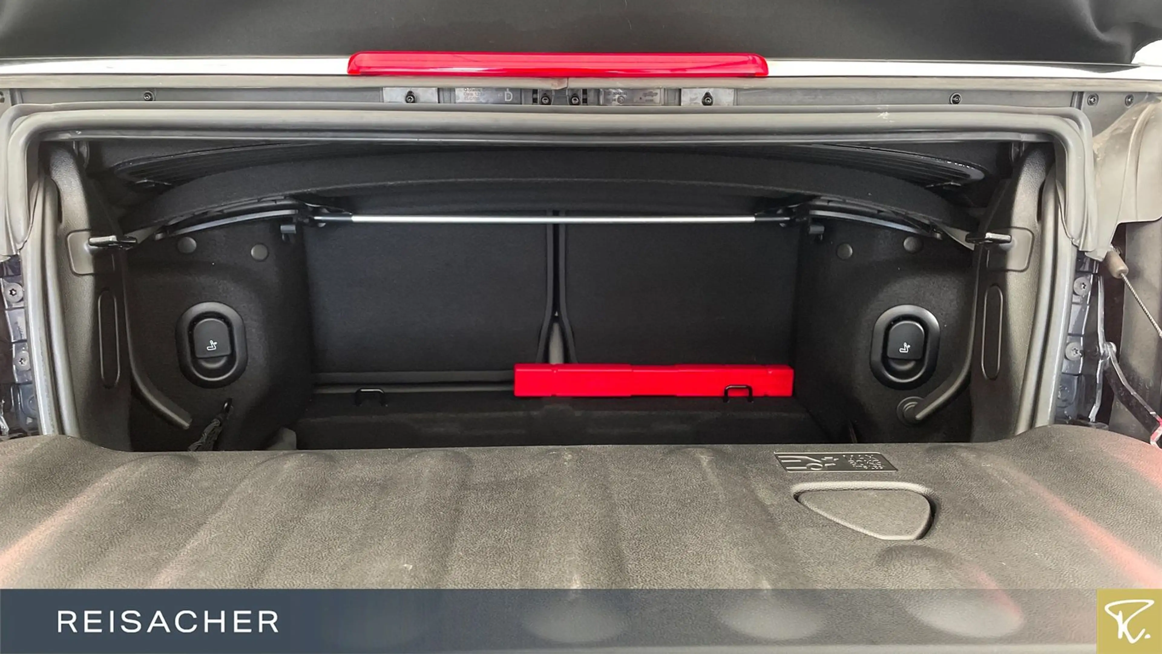 MINI Cooper S Cabrio JCW-Trim SAG Navi RFK HUD 17"LM — photo 10
