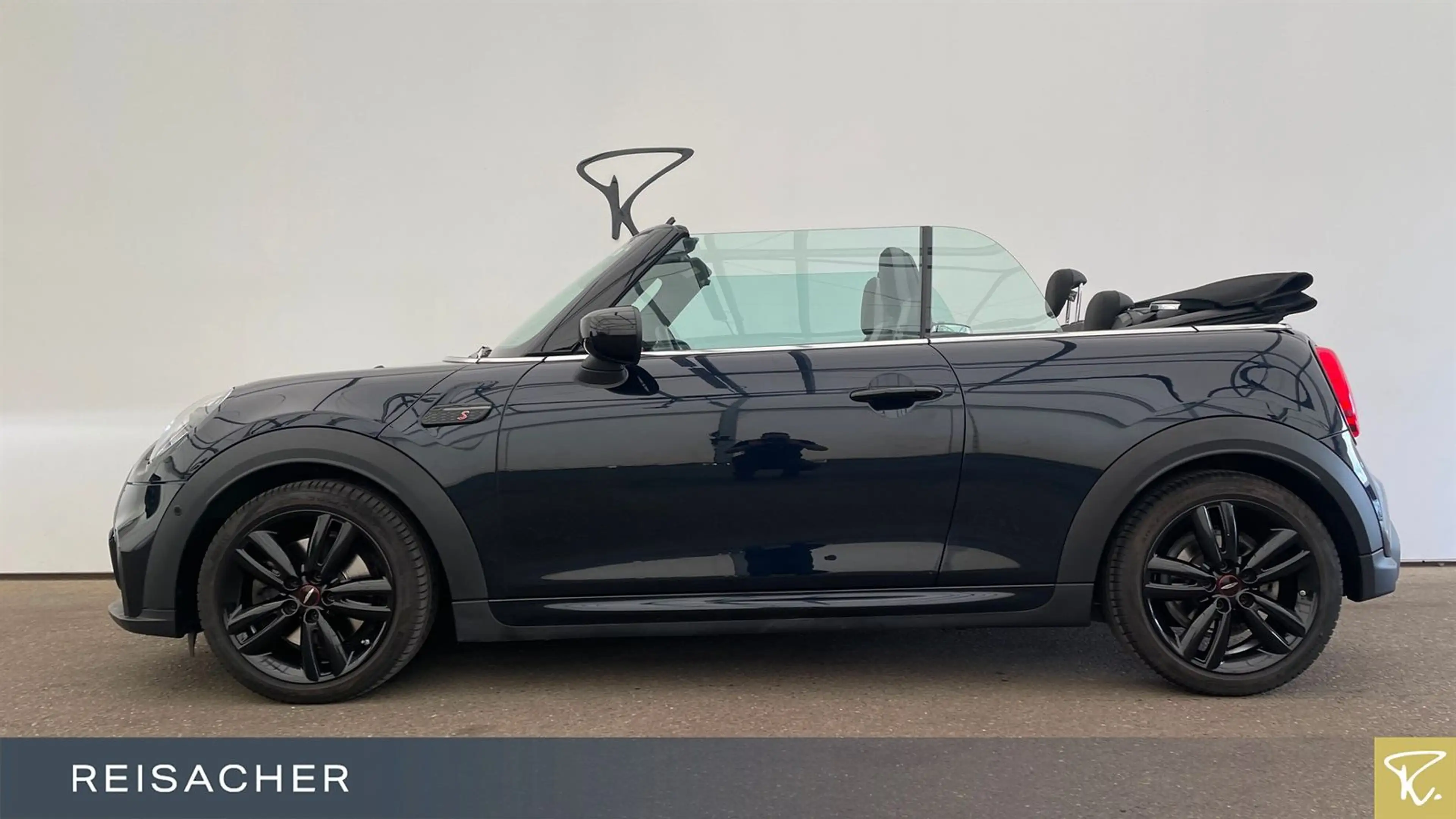 MINI Cooper S Cabrio JCW-Trim SAG Navi RFK HUD 17"LM — photo 9
