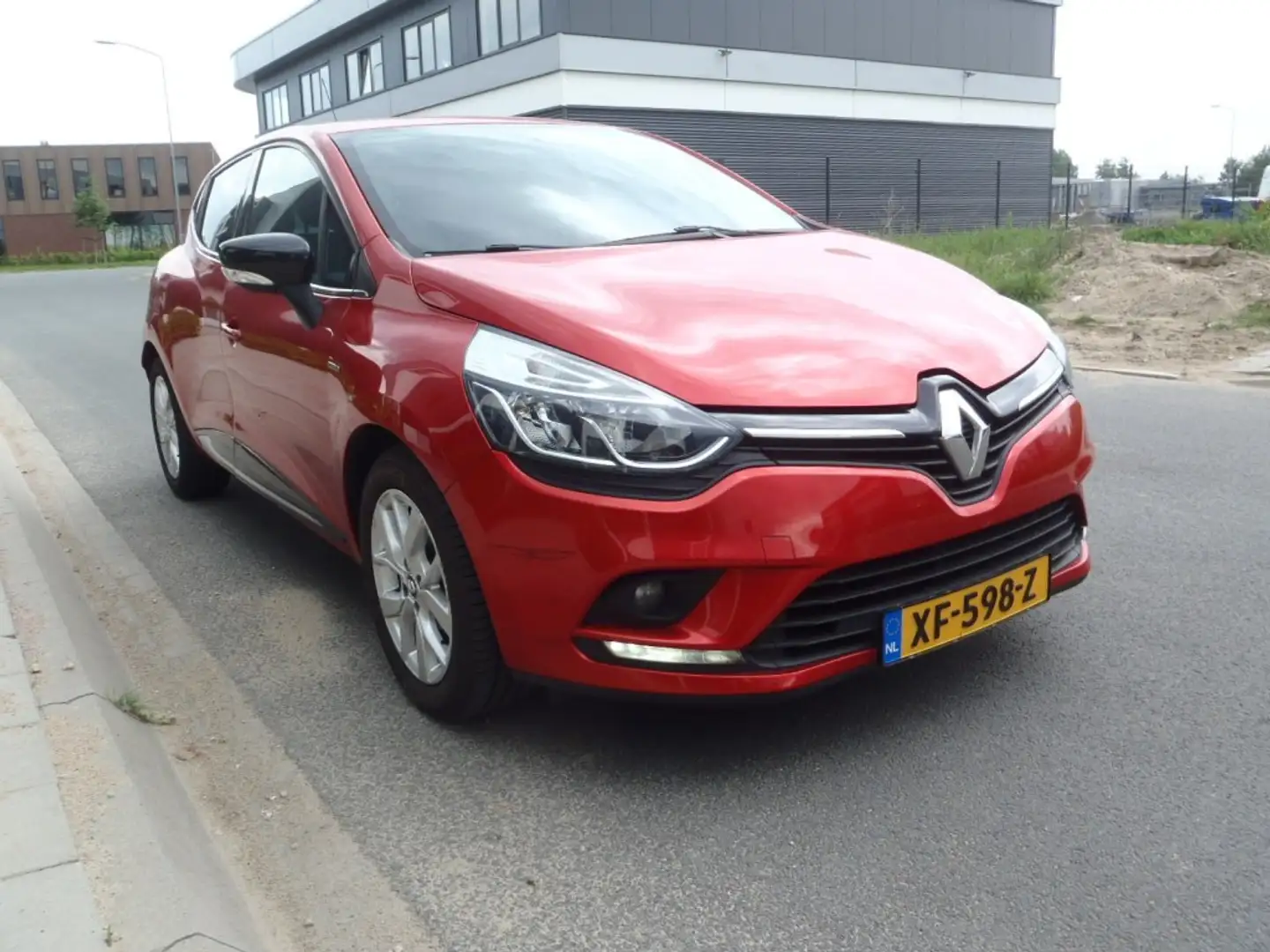 Renault Clio 0.9 TCE LIMITED Rouge - 2