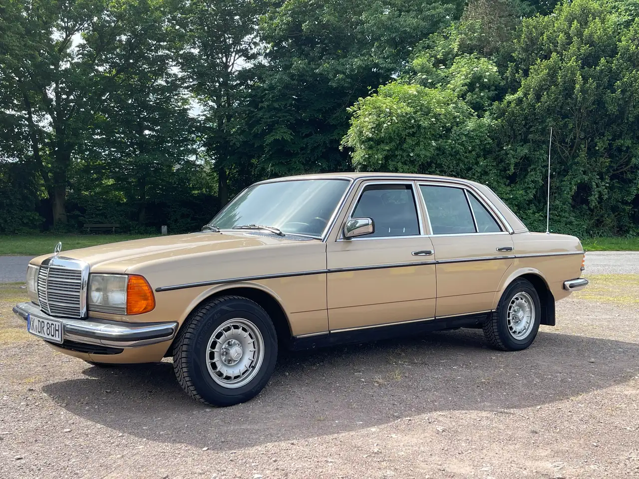Mercedes-Benz 230 Limousine, foto 4