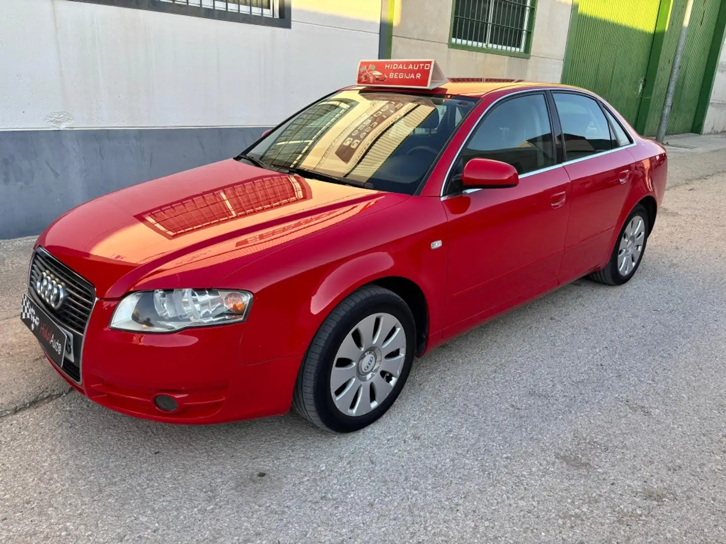 Audi A4 2.0 Rouge - 1