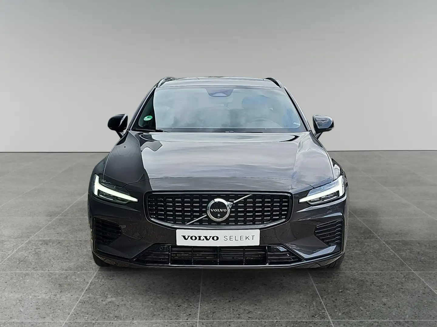 Volvo V60 2.0 T6 Plug-in hybrid AWD Plus Dark | Harman/Kardo Grijs - 2