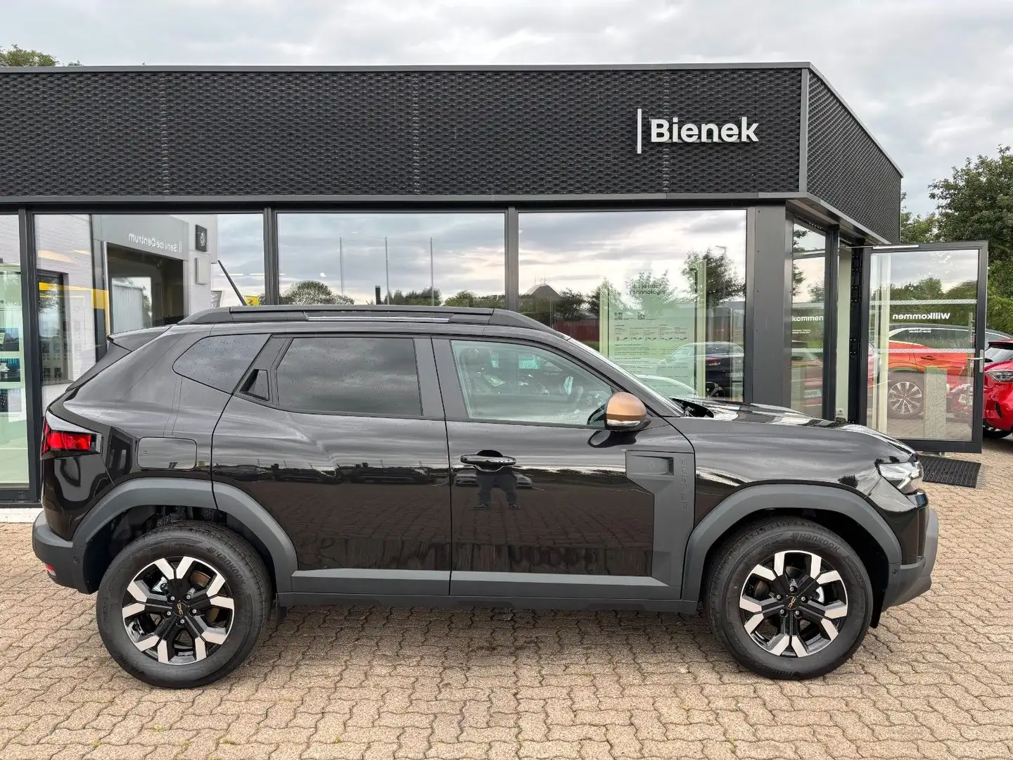 Dacia Duster Extreme TCe 130 Noir - 1