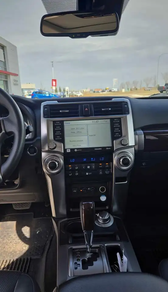 Toyota 4-Runner снимка Toyota 4-Runner