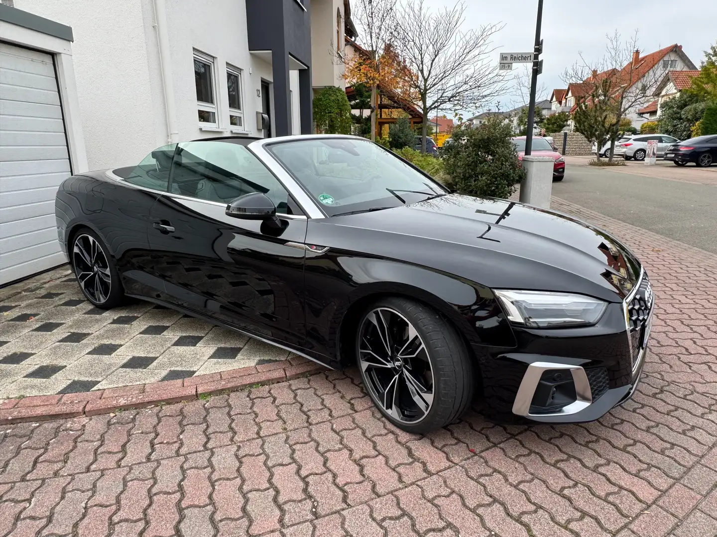 Audi A5 A5 Cabrio 40 TFSI S tronic S line Schwarz - 1