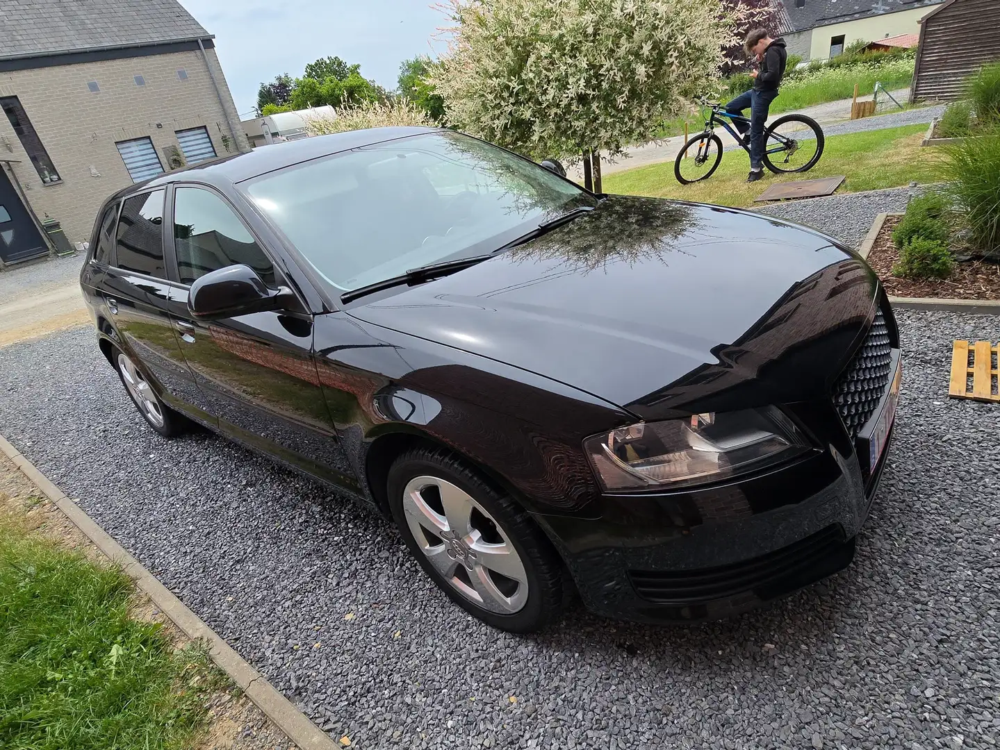 Audi A3 A3 Sportback 1.9 TDi Ambition DPF S tronic Noir - 2