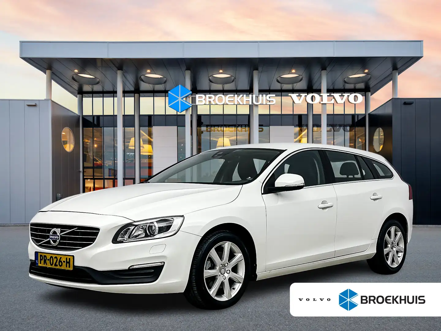 Volvo V60 T3 2.0 Polar+ | 17" | Parkeerverwarming | Stoel/st Weiß - 1