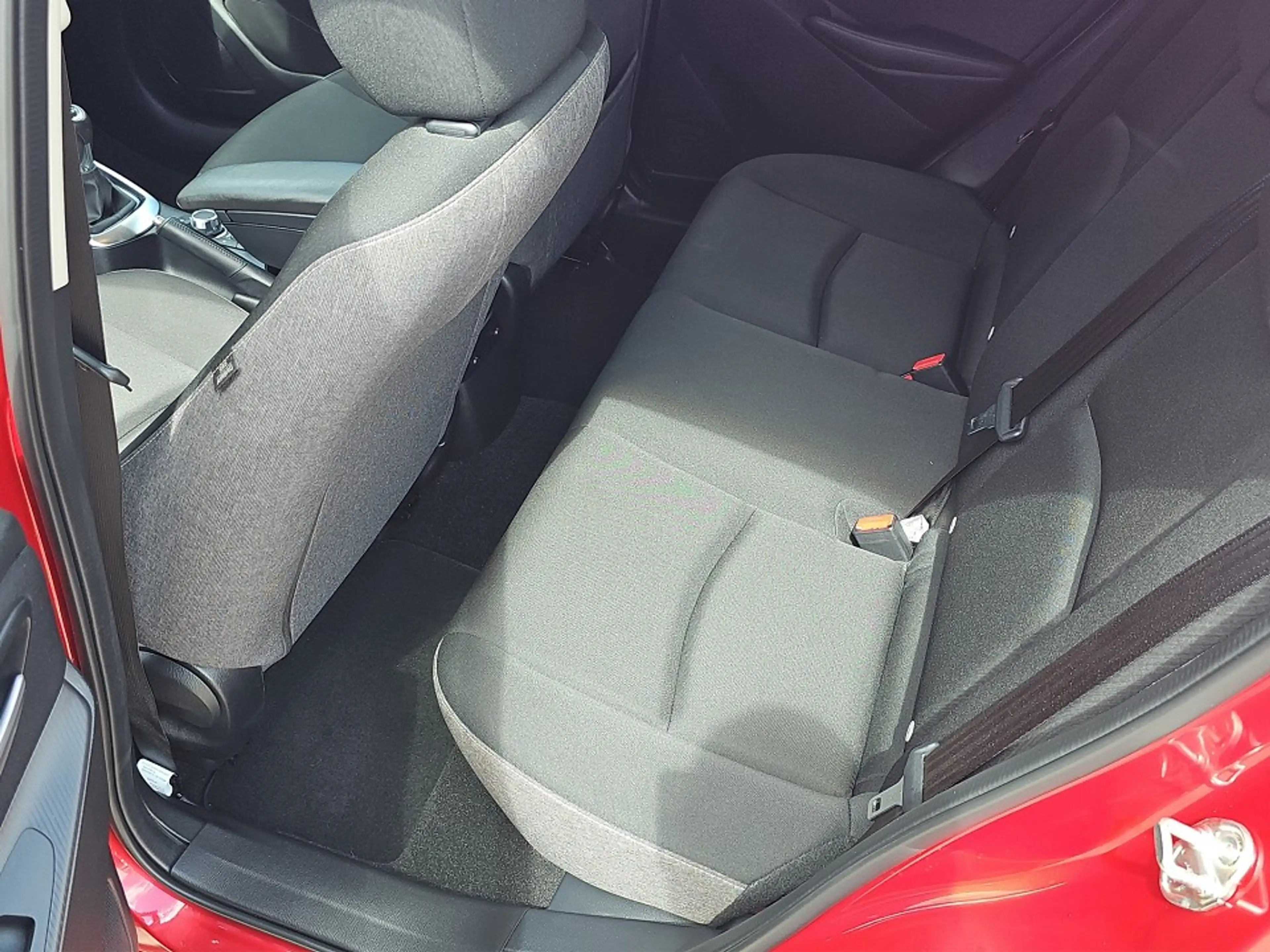 Mazda 2 EXCLUSIVE-LINE ++Matrix-LED+360°Kamera+ACC++ — photo 12