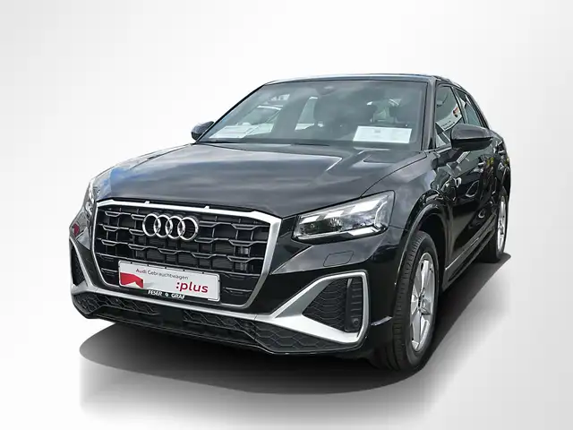 Audi Q2 view 5