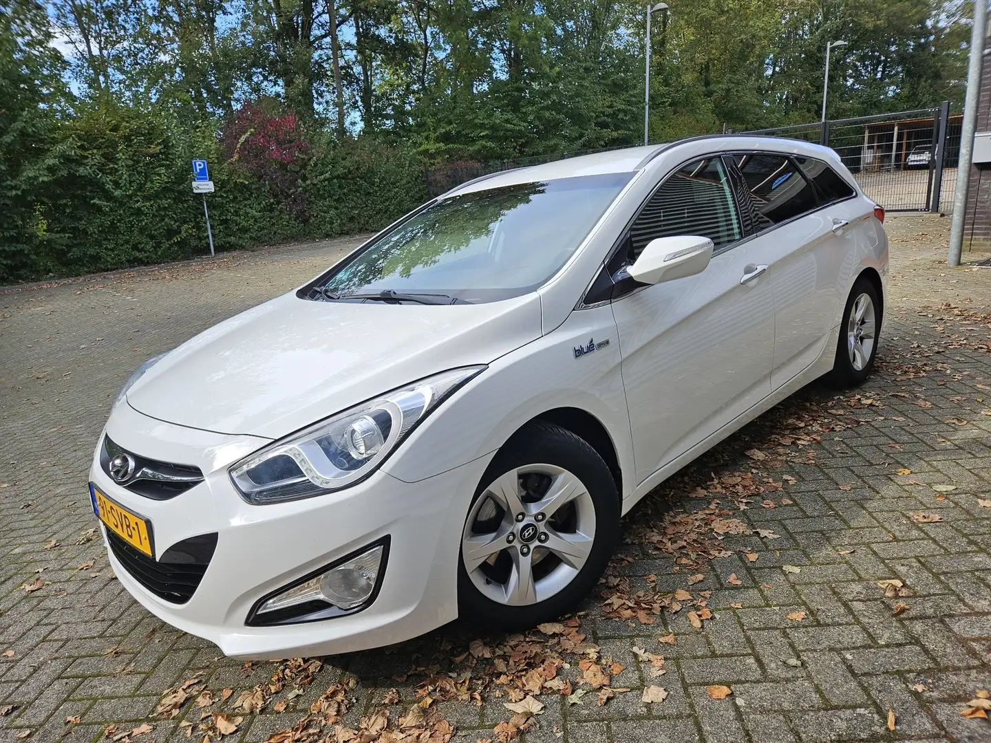 Hyundai i40 1.6 GDI B. i-Motion Blanco - 1