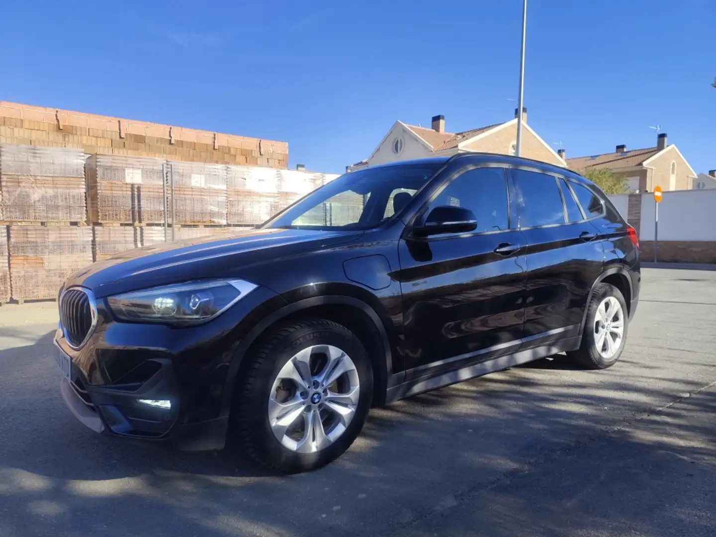 BMW X1 xDrive25eA Negro - 2