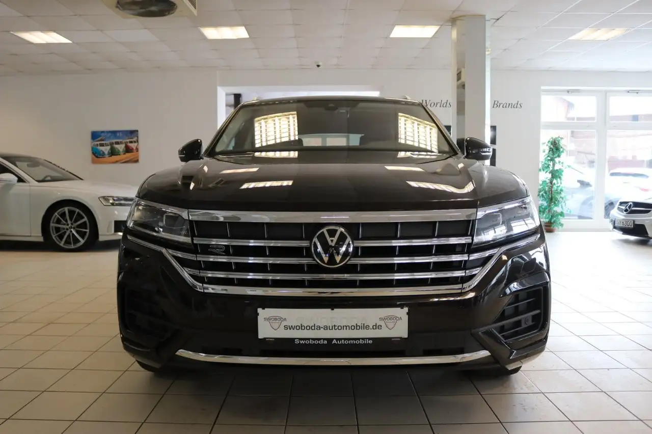 2023 Volkswagen Touareg R-Line Luft AHK Kamera Virtual Garantie, photograph 5