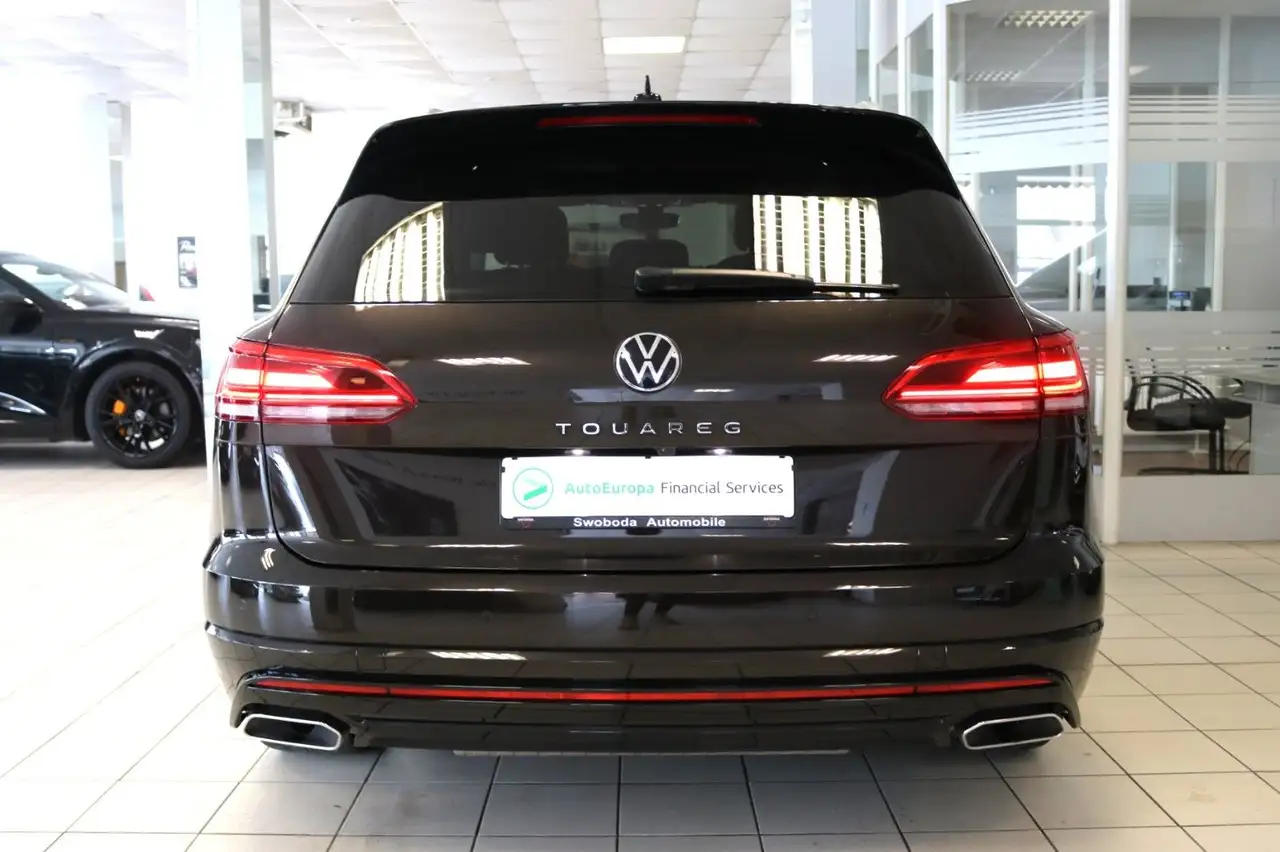 2023 Volkswagen Touareg R-Line Luft AHK Kamera Virtual Garantie, photograph 6
