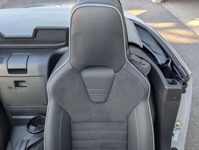 Mazda MX-5 view 19