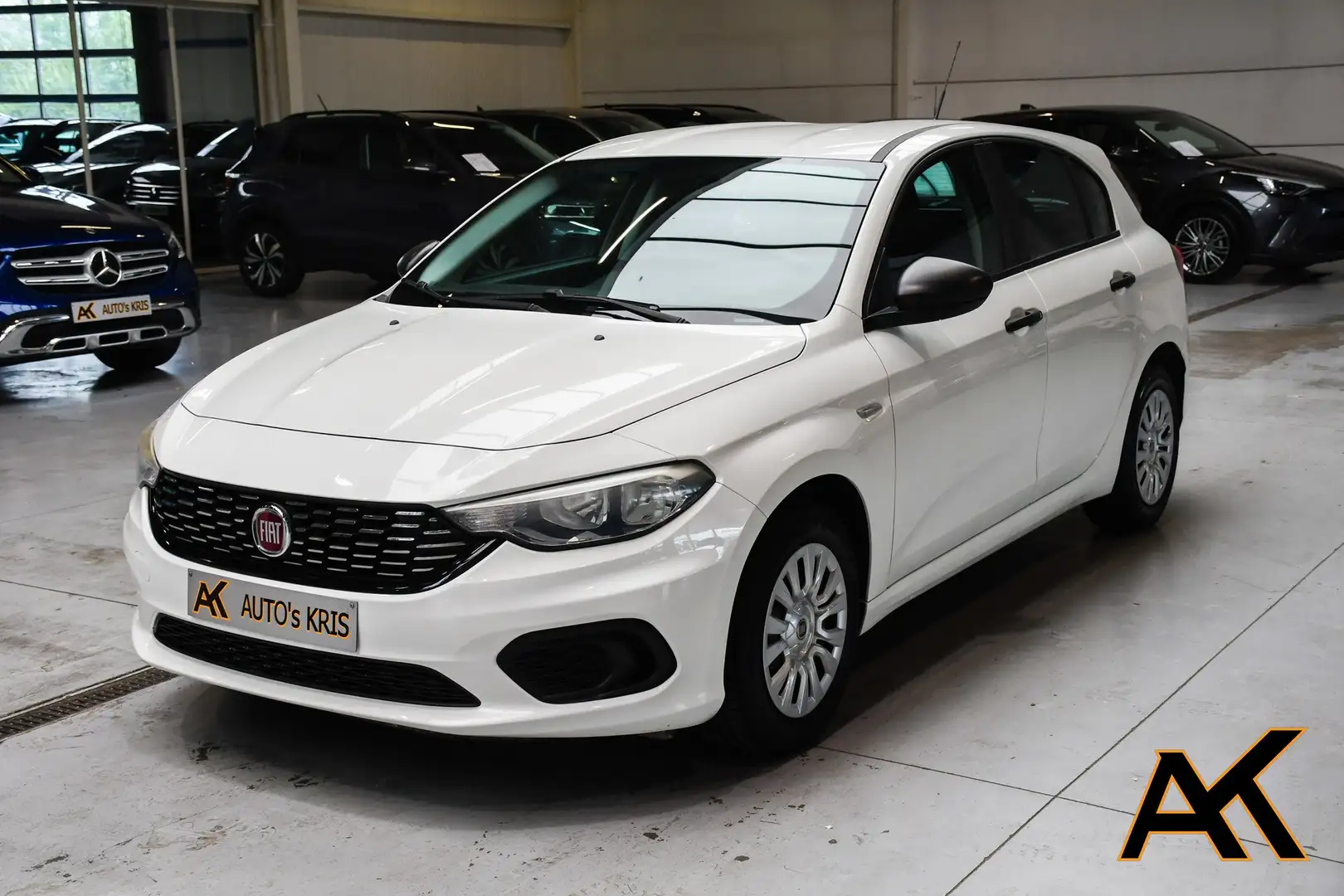Fiat Tipo Berline 1.4i - AIRCONDITIONING / RADIO USB Wit - 1