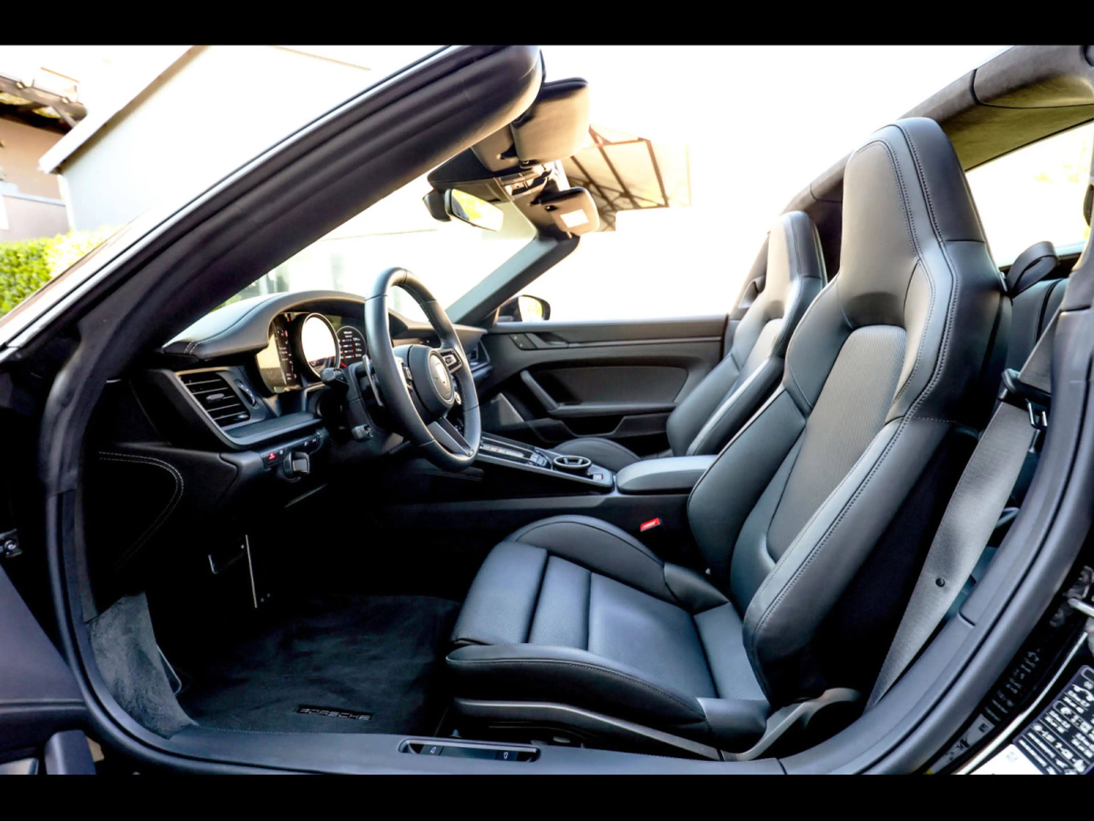 Porsche 911 992.1 TARGA 4 GTS 50 YEARS PORSCHE DESIGN°PPF — photo 11