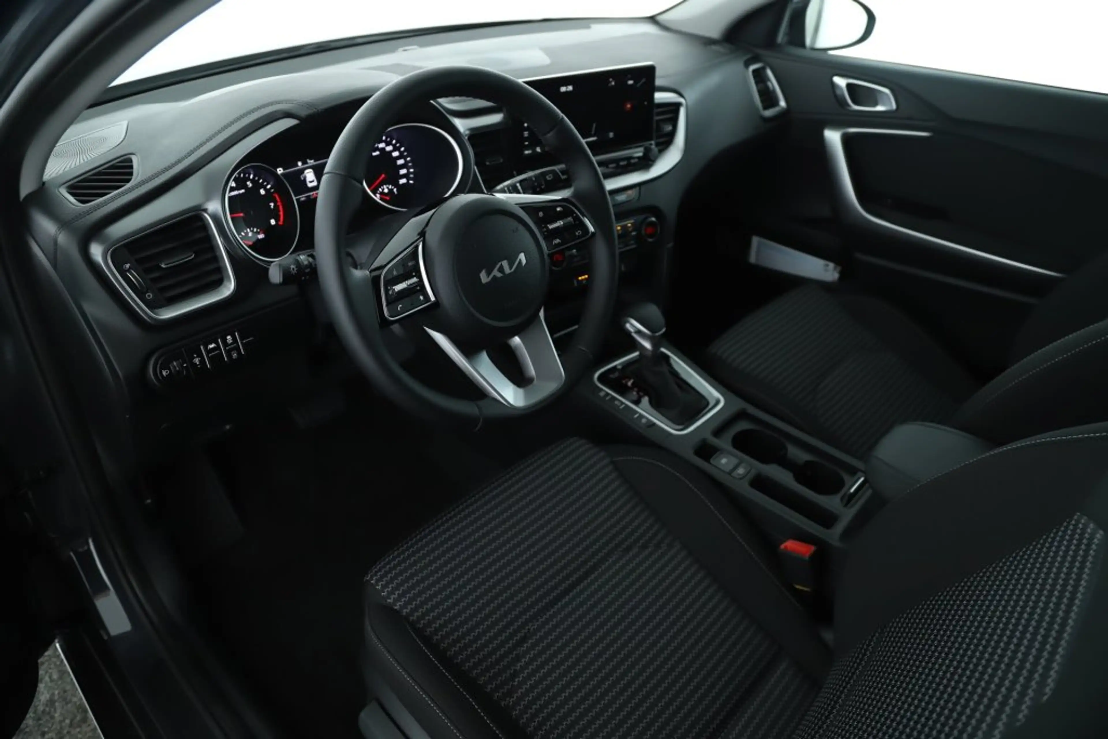Kia XCeed 1.0 TGDI 48V AUTOMATIK SILBER — photo 9