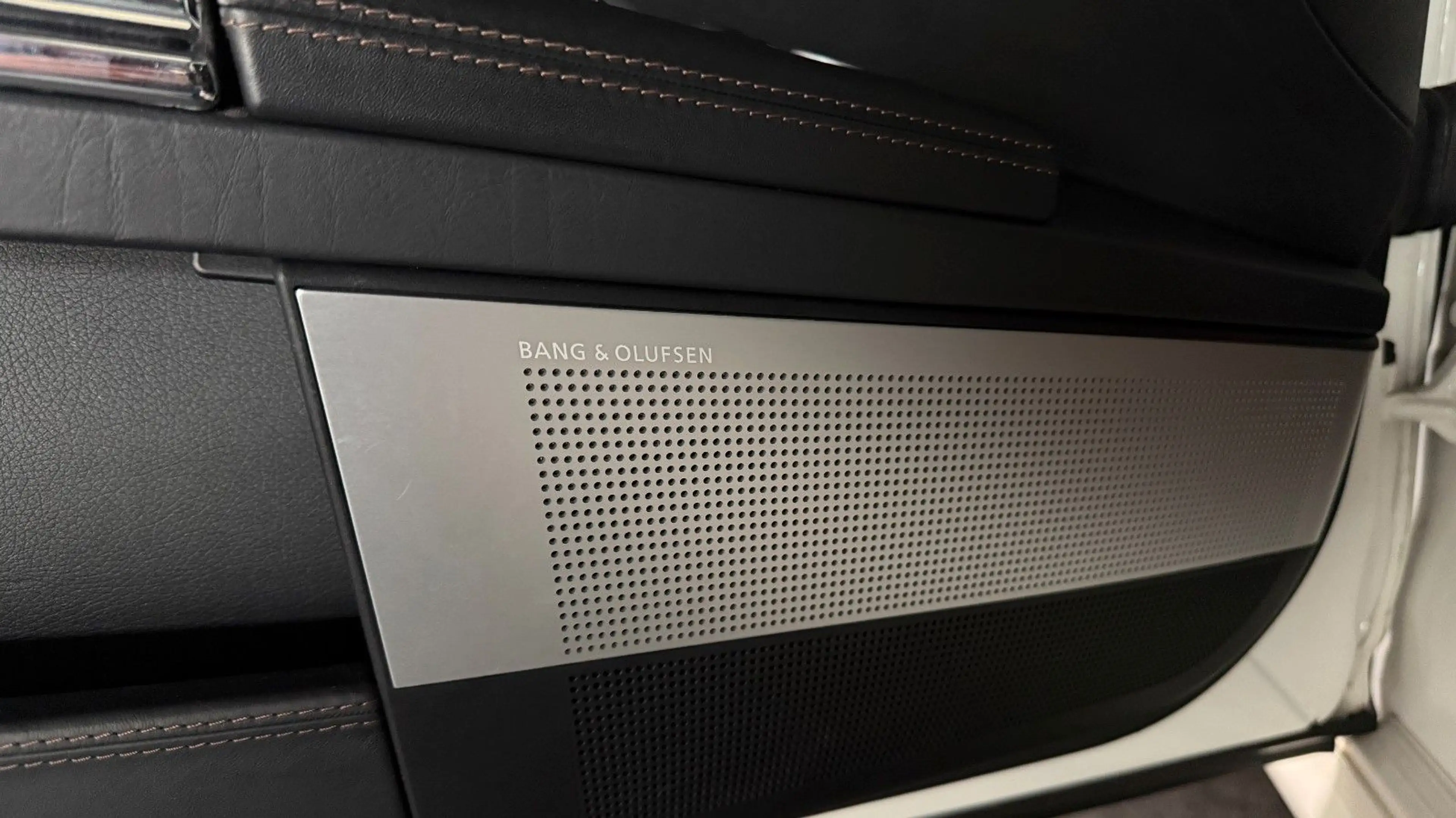 Mercedes-Benz S 63 AMG S L/Pano+Bang-Olufsen+Memory — photo 15