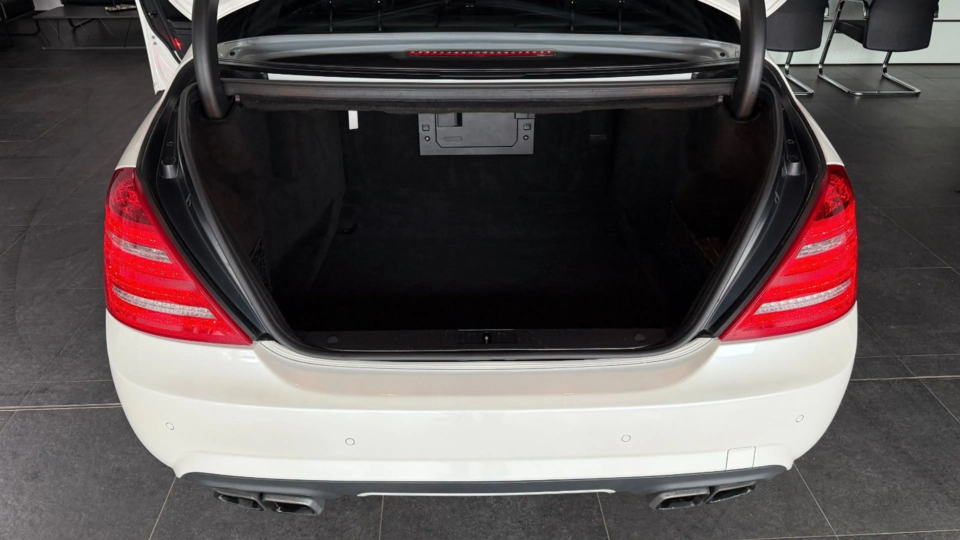Mercedes-Benz S 63 AMG S L/Pano+Bang-Olufsen+Memory — photo 9