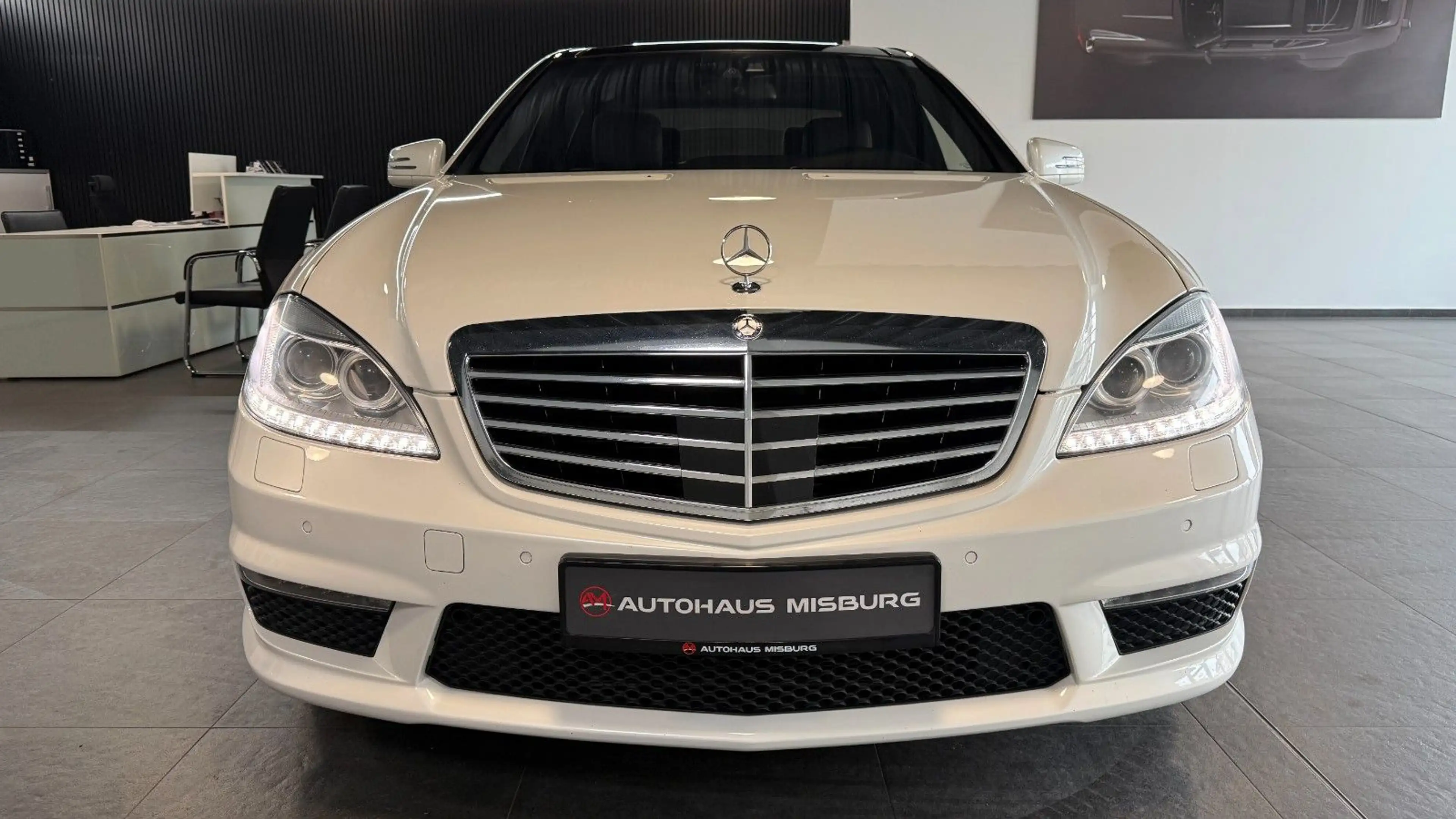 Mercedes-Benz S 63 AMG S L/Pano+Bang-Olufsen+Memory — photo 2