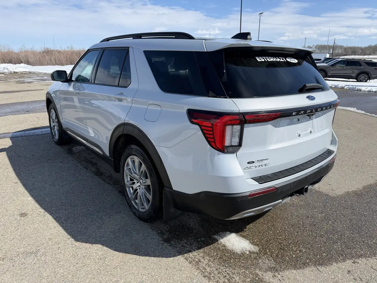Ford Explorer снимка Ford Explorer