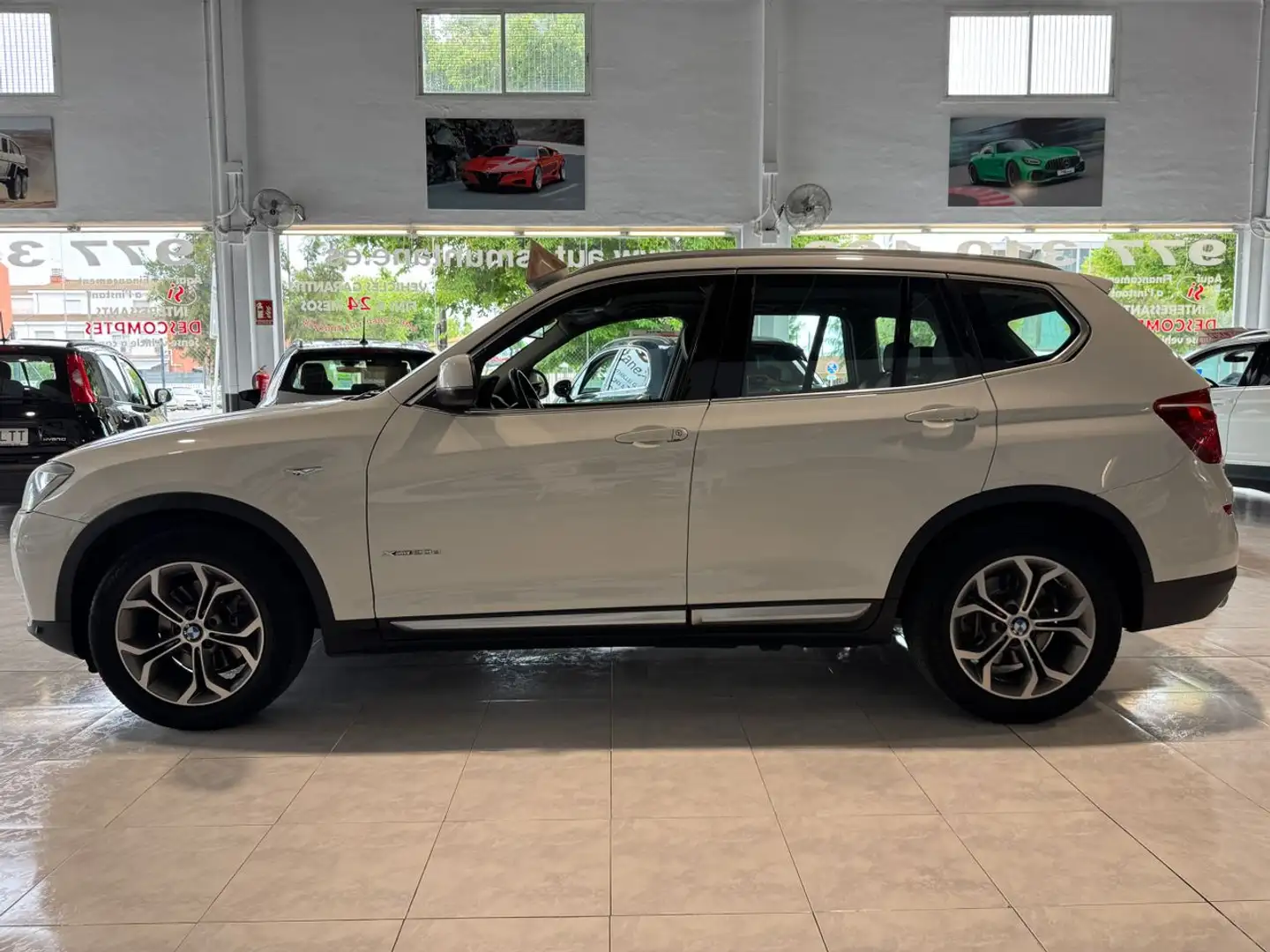 BMW X3 xDrive 20dA Weiß - 2