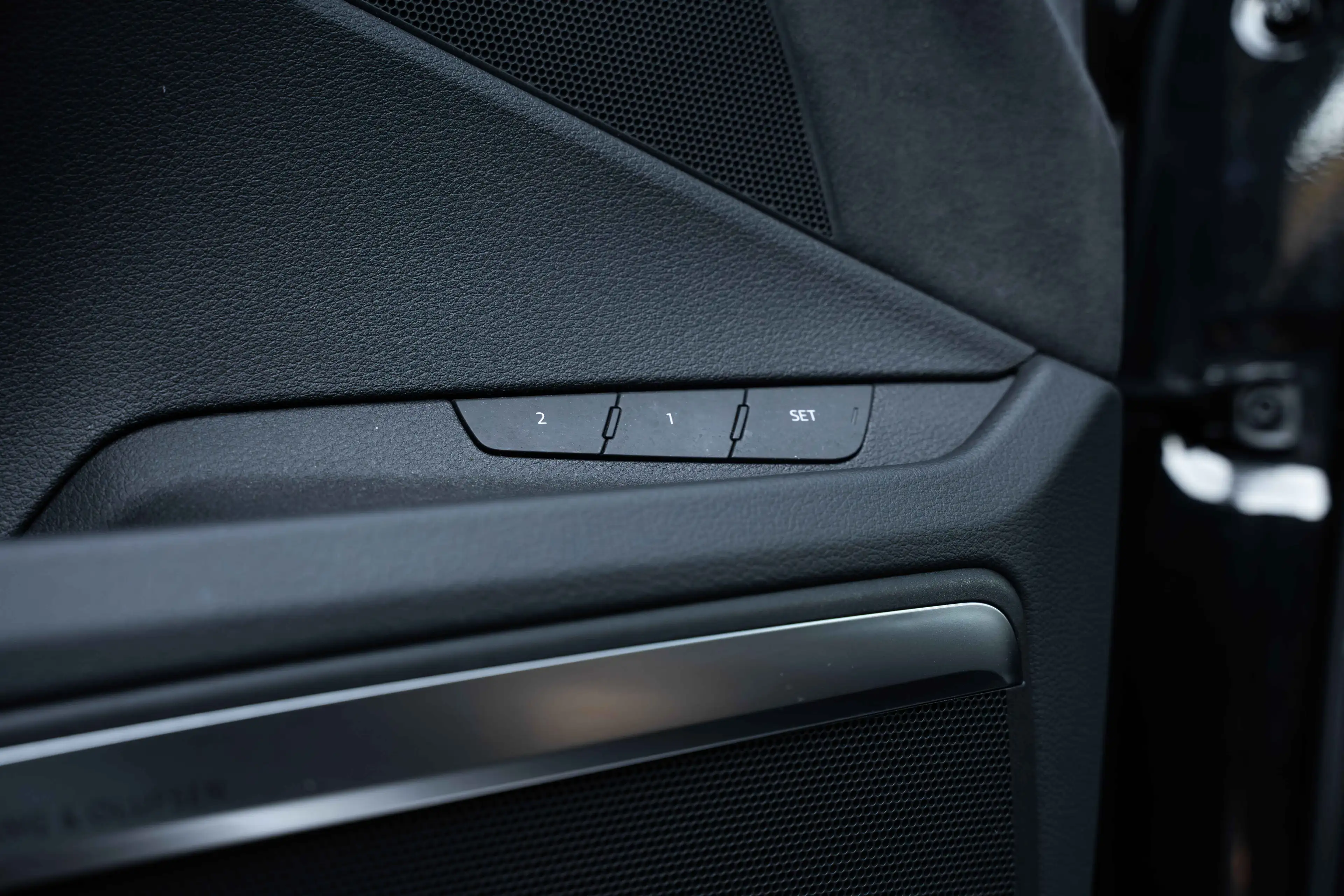 Audi e-tron 50 Quattro S-LINE/BLACKEDITION/PANO/MATRIX/B&O/ACC — photo 14