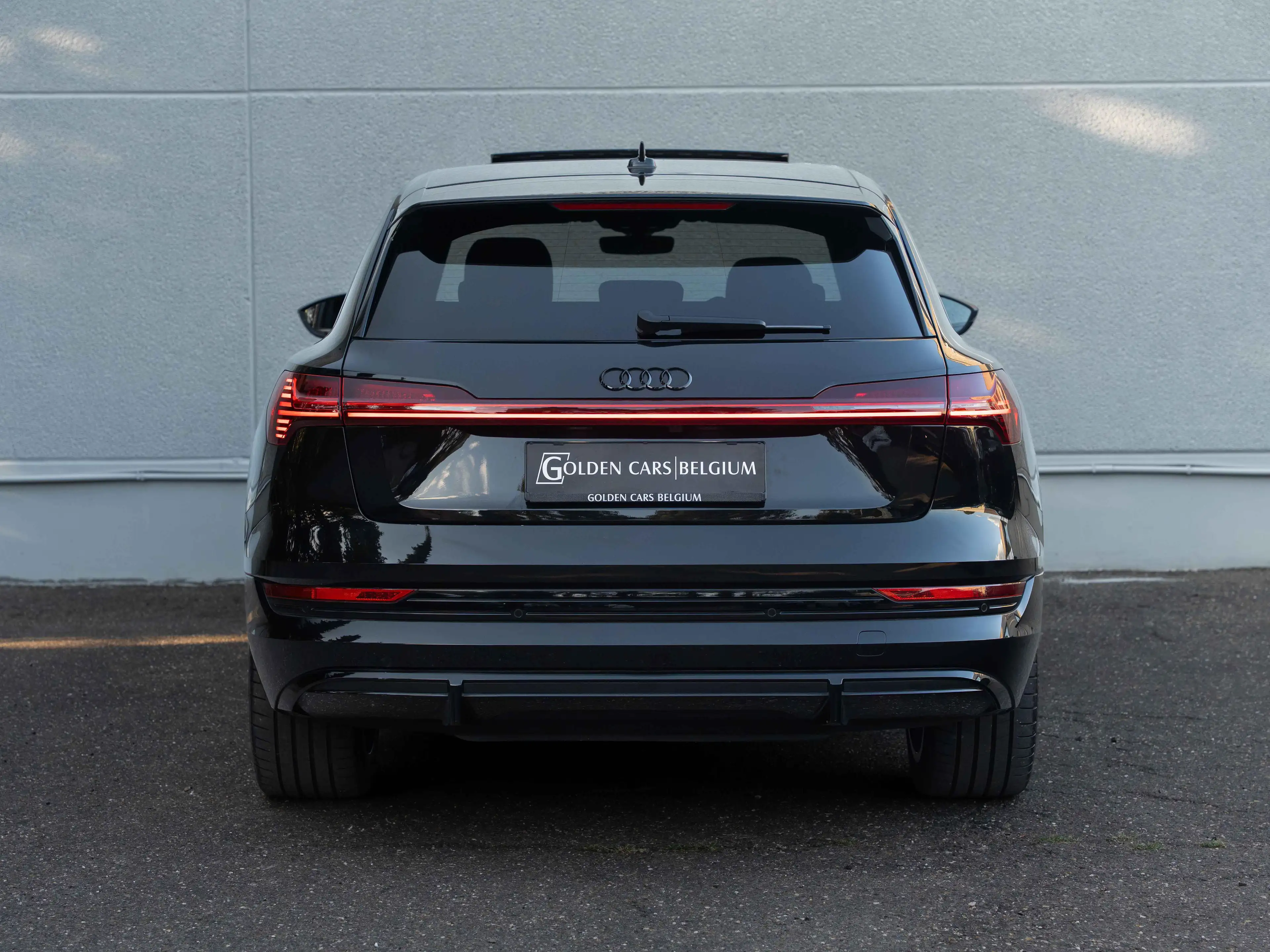 Audi e-tron 50 Quattro S-LINE/BLACKEDITION/PANO/MATRIX/B&O/ACC — photo 7