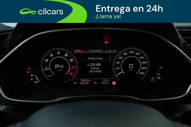 Audi RS Q3 view 15