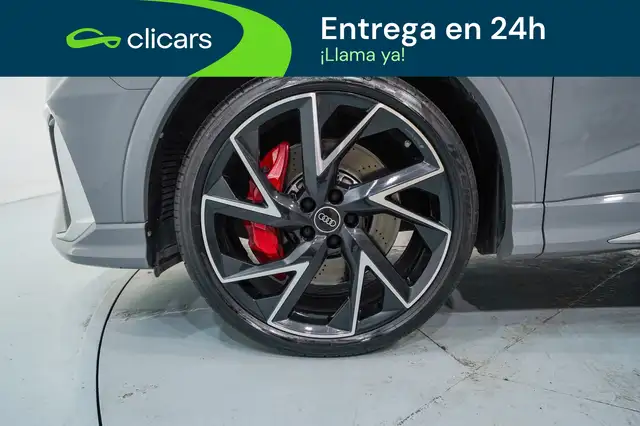 Audi RS Q3 view 11