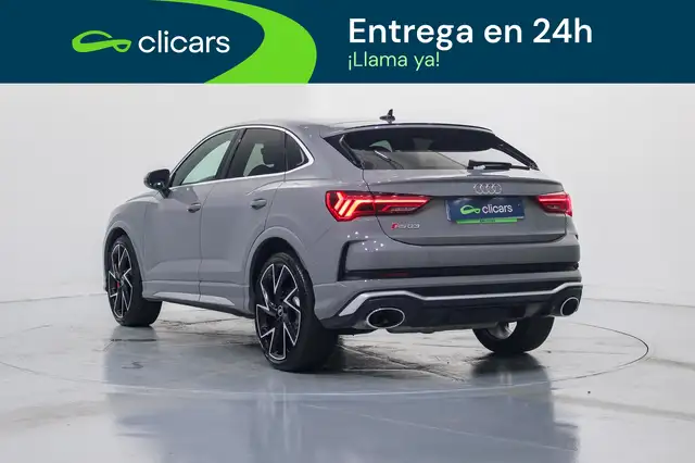 Audi RS Q3 view 9