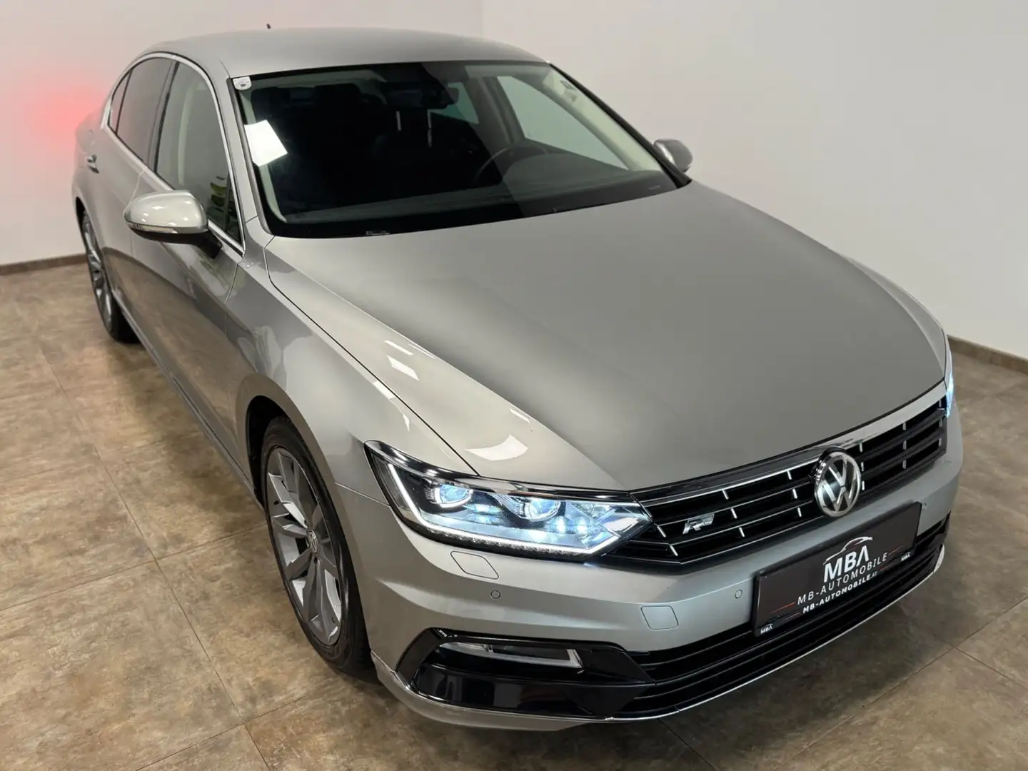 Volkswagen Passat 1.8 TSI DSG | Highline | R-LINE | Limo | mtl. ab Silber - 2