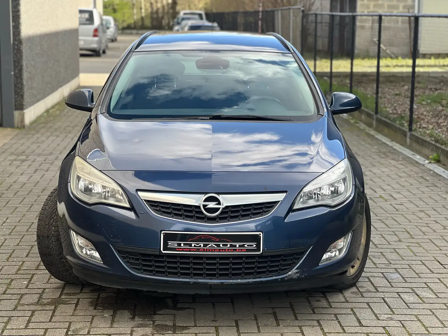 Opel Astra Sports Tourer 1.7 CDTI 110 ch FAP Connect Pack Blauw - 2