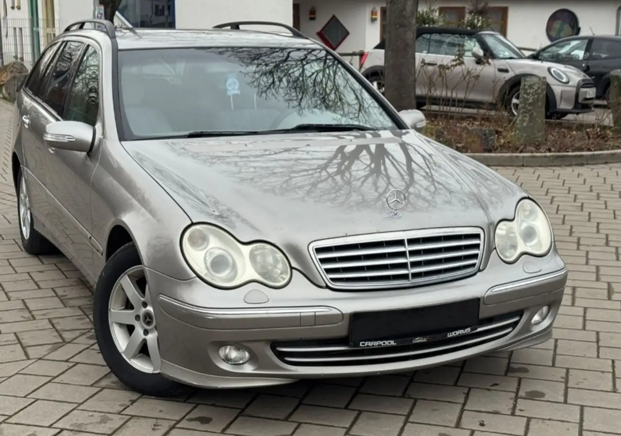 Mercedes-Benz C 220