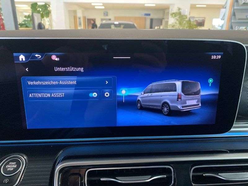 Mercedes-Benz V 250