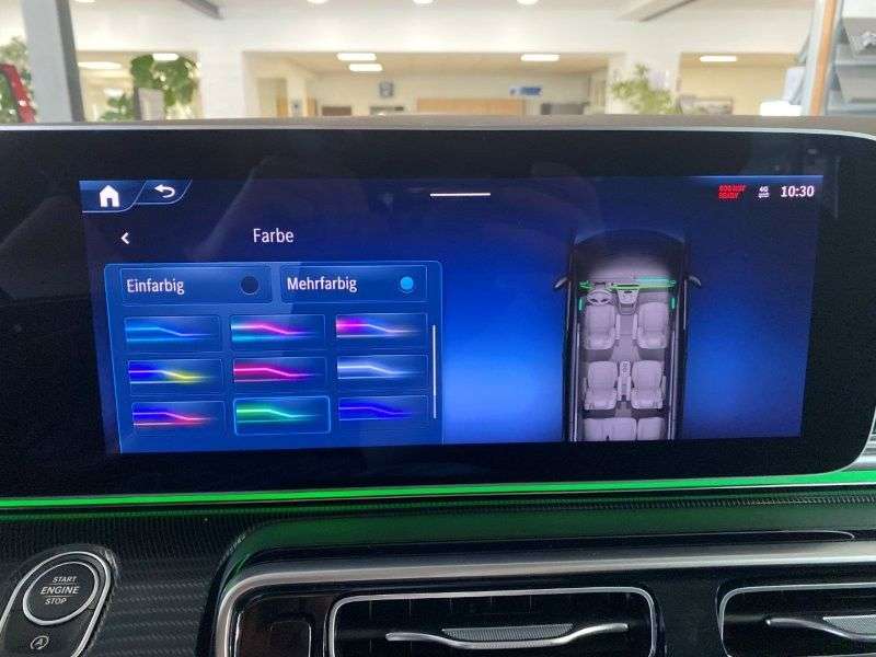 Mercedes-Benz V 250