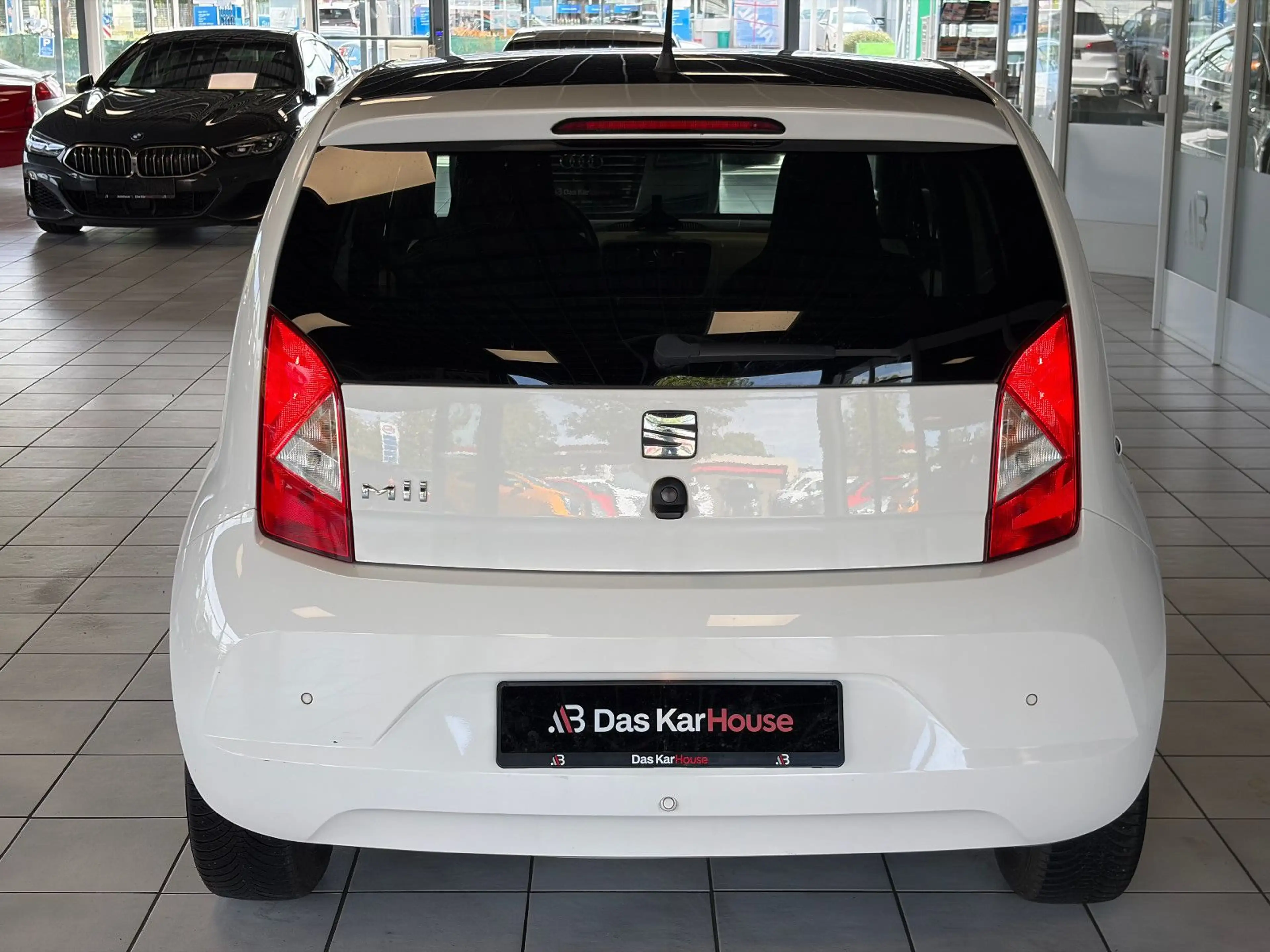 SEAT Mii 1.0 Chic · 5 Türer · PDC · Sitzhzg. · Klima — photo 4