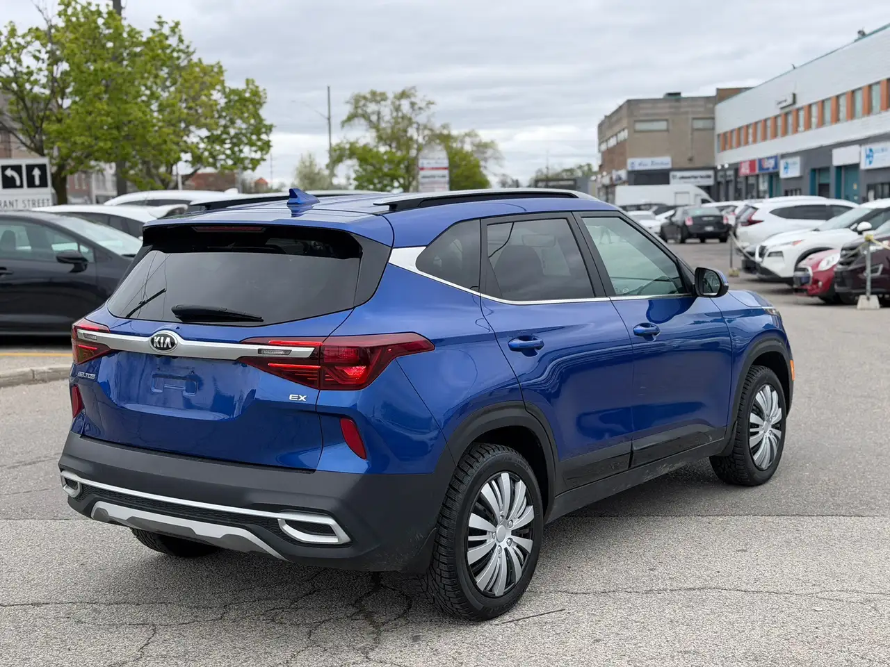 Kia Seltos снимка Kia Seltos
