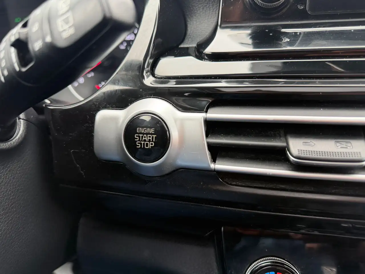 Kia Seltos снимка Kia Seltos