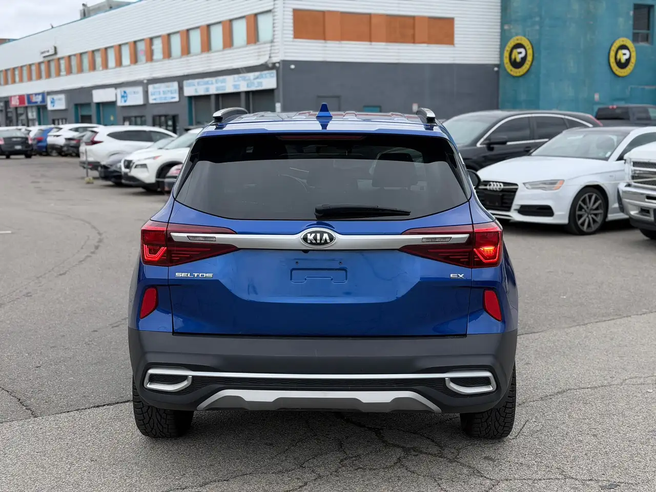 Kia Seltos снимка Kia Seltos
